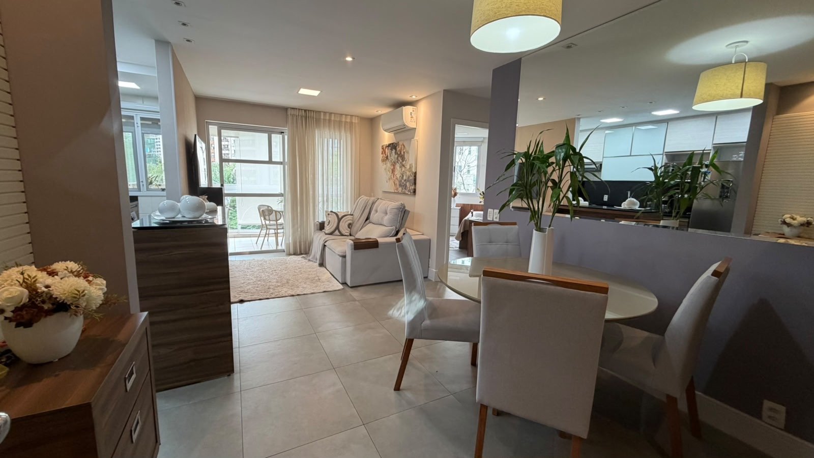 Apartamento Mobiliado Condomínio Mandarim - Sala de estar