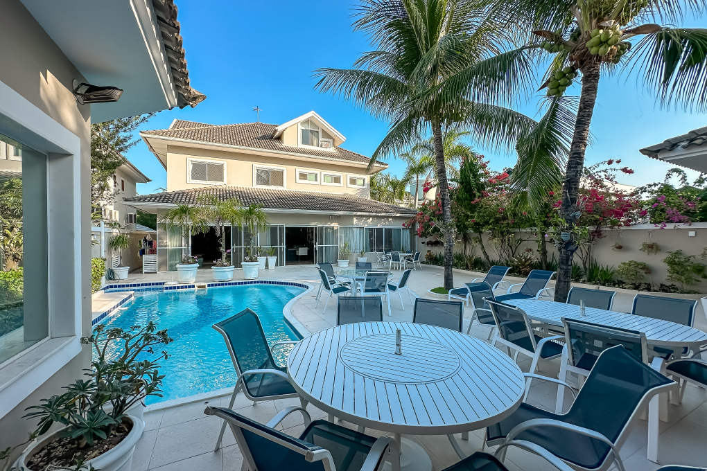 Casa Triplex de Luxo Quintas do Rio - 4 Su&iacute;tes, Barra da Tijuca
